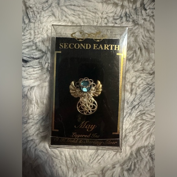 NIB Second Earth birthday pin May layered in 14k gold & sterling silver - Picture 1 of 2